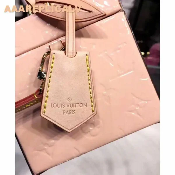 AAA Replica Louis Vuitton Bleecker Box M52516