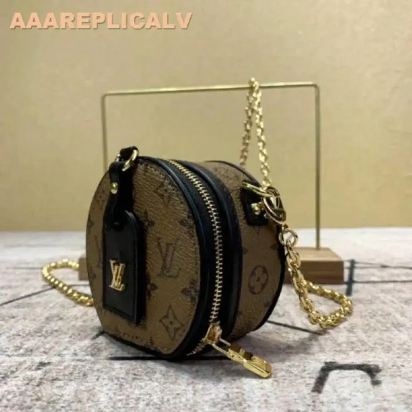 AAA Replica Louis Vuitton Boite Chapeau Necklace Monogram Reverse M68577