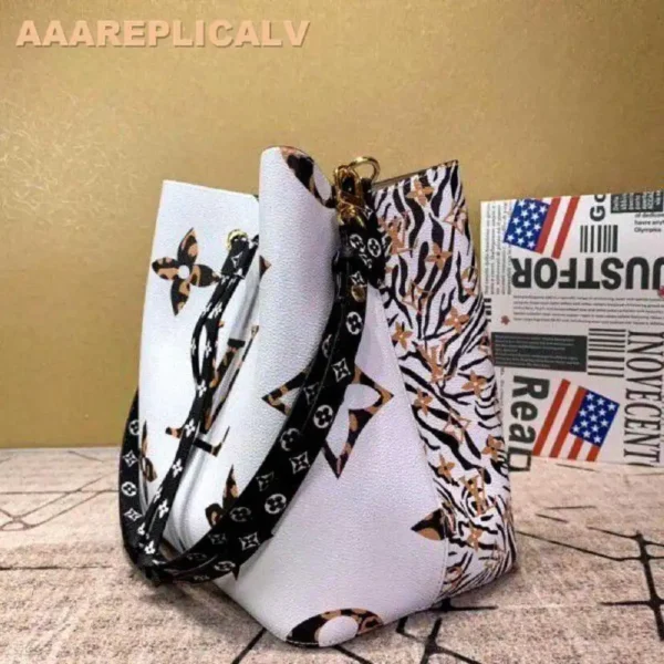 AAA Replica Louis Vuitton Neonoe Bag Monogram Jungle Leopard Zebra M44679