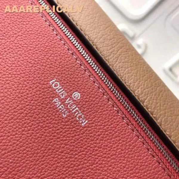 AAA Replica Louis Vuitton Sesame Creme My Lockme Bag M53506